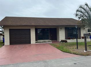 1544 SW 23rd Ter, Deerfield Beach, FL 33442