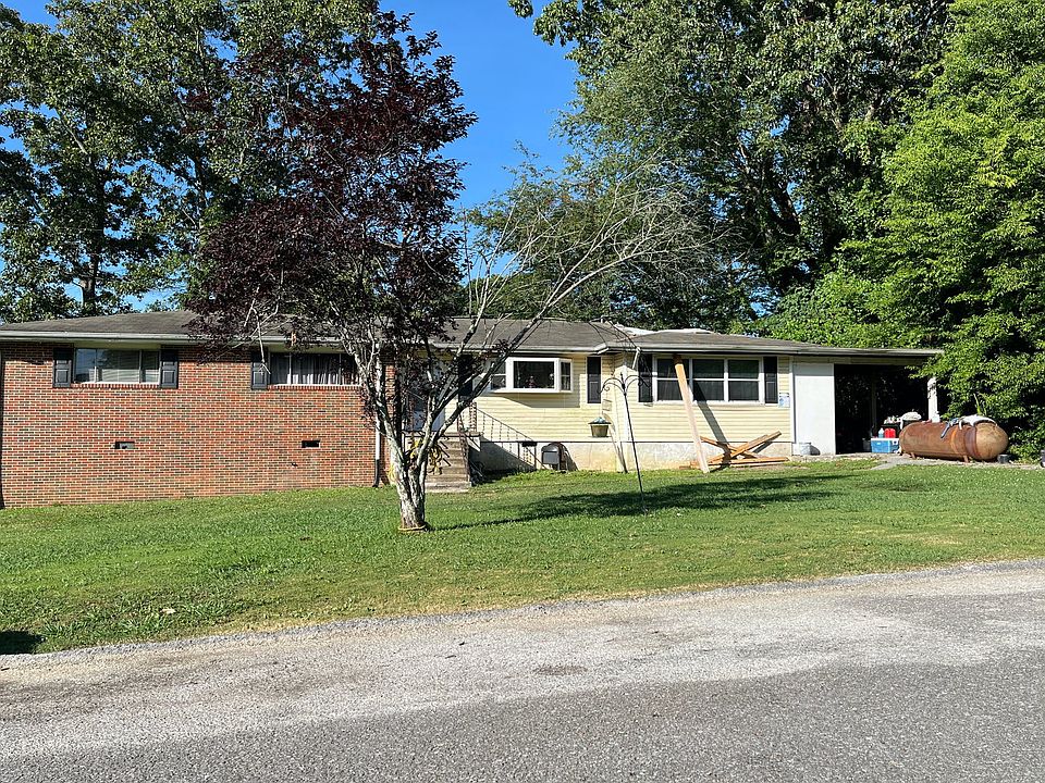 1st image of 3828 Rollingwood Dr
