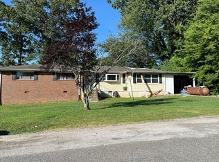 3828 Rollingwood Dr, Chattanooga, TN 37406