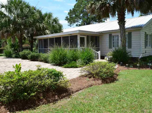 203 SE Seminole St, Madison, FL 32340