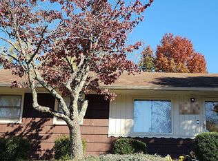 6224 Walmott Dr, Huntington, WV 25705