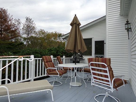 4th image of 20091 Tall Oaks Dr
