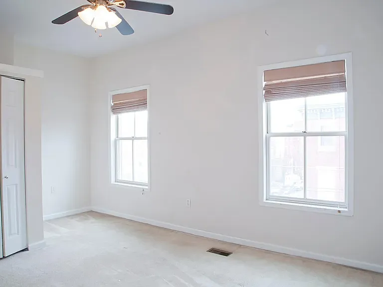 625 N 16th St — Photo 3
