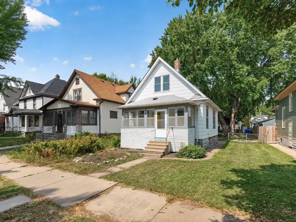 801 Armstrong Ave, Saint Paul, MN 55102