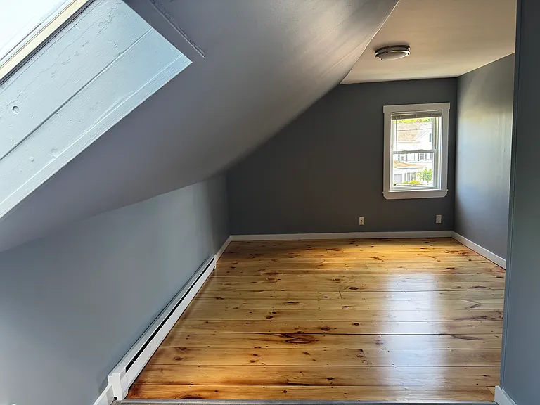 87 Maple Ave — Photo 16