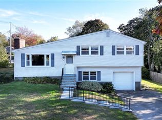15 Continental Dr, Middletown, RI 02842