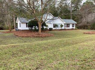 4008 London Ln, Tifton, GA 31793