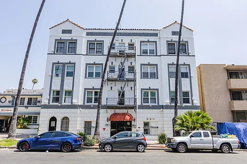 Newly Renovated Studio with Brick Exposure Photo 1
