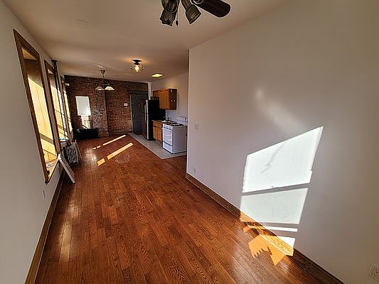 1st image of 2249 1st Ave APT 810