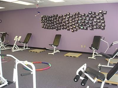 2nd image of 3176 Dixie Hwy