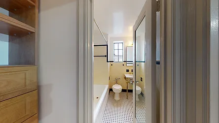 Rented by Bond New York