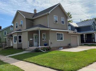 400 Caroline St, Neenah, WI 54956