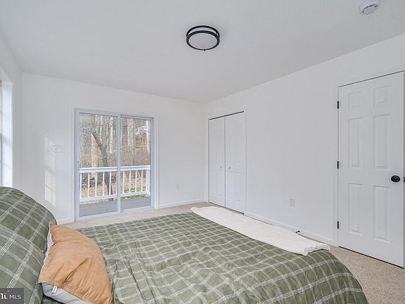 3rd image of 131 Flop Ear Rd