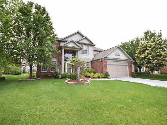2nd image of 161 Rosewood Dr