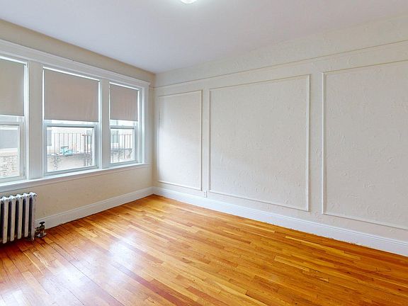 3rd image of 1688 Commonwealth Ave #32