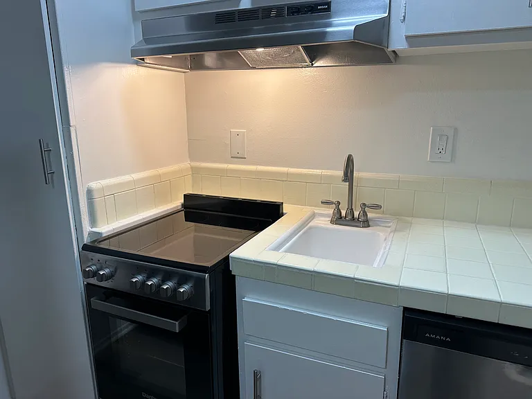 The Vallarta Apartments — Photo 14