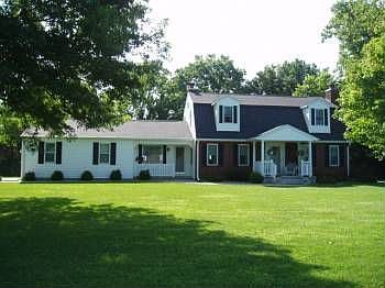 2nd image of 3432 Hickory Hills Dr