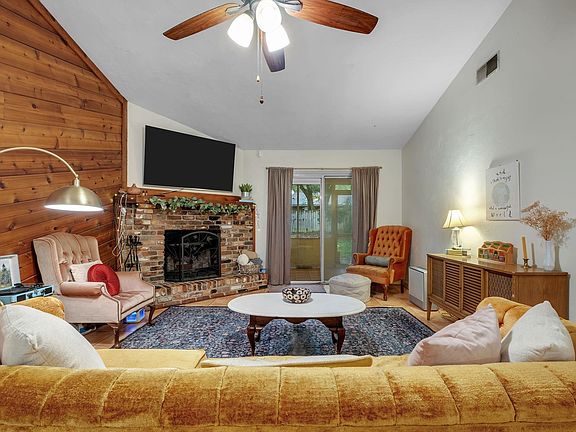 3rd image of 2028 Canewood Ct