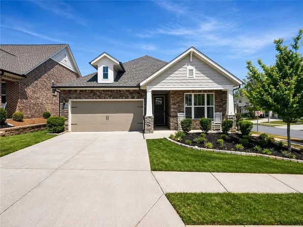 239 Floral Valley Dr, Woodstock, GA 30188