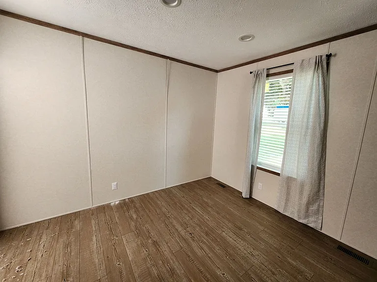Belle Villa Lake — Photo 52