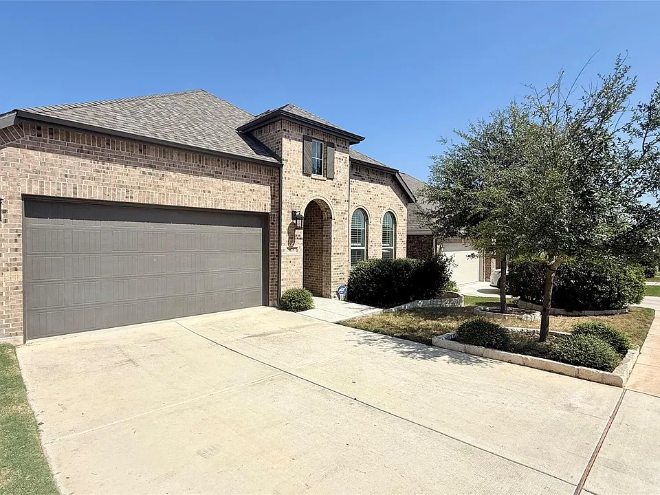 428 Trailing Lantana Ln