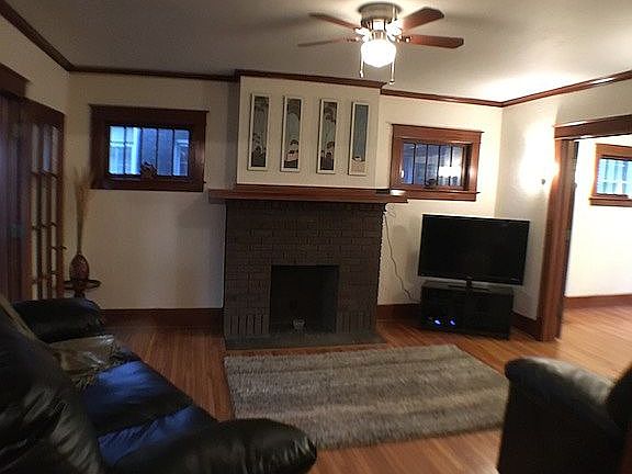 3rd image of 641 Orchard Pkwy