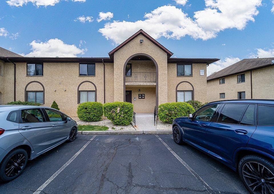 1st image of 7 Omni Parc Dr
