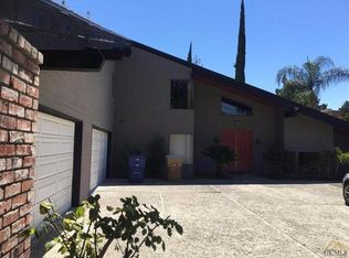 1213 Calle Extrano, Bakersfield, CA 93309