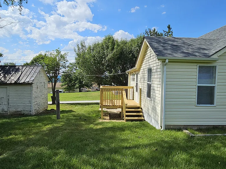 395 Clearview Dr — Photo 5