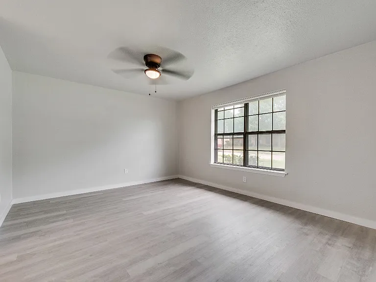 3705 Osage Dr — Photo 9