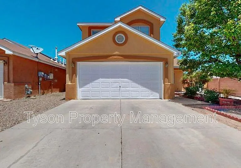 5801 Day Dreamer Rd NW — Photo 1