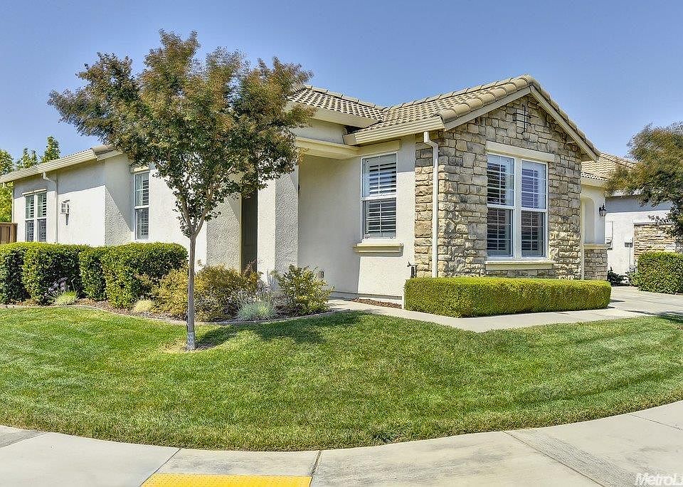 1st image of 4425 Red Sea Ln