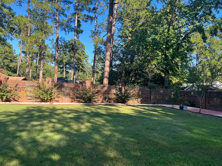 717 Ravenel Rd — Photo 4