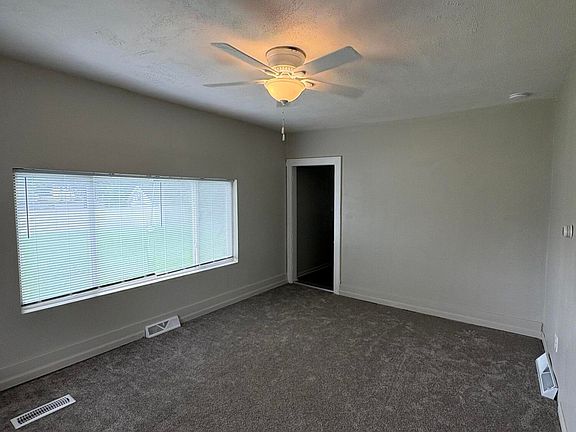 5th image of 1025 Hamilton Ave NW