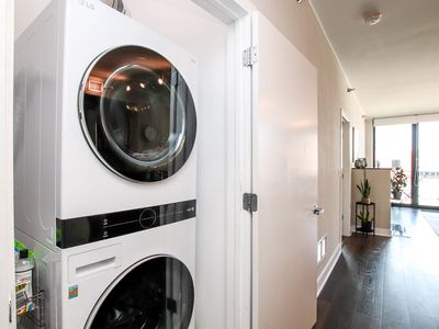 744 N Clark St, Chicago, IL, 60654