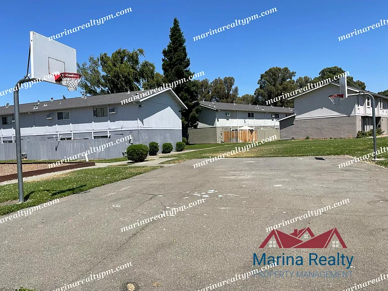 211 Del Luz Ct — Photo 38