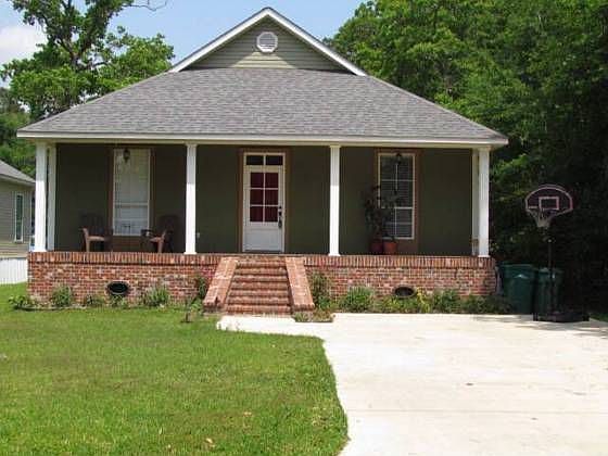 1st image of 19907 W Railroad Ave