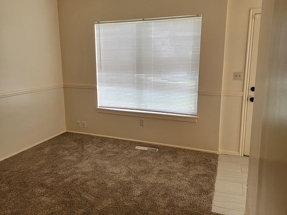 5th image of 3212 S Verdant Cir