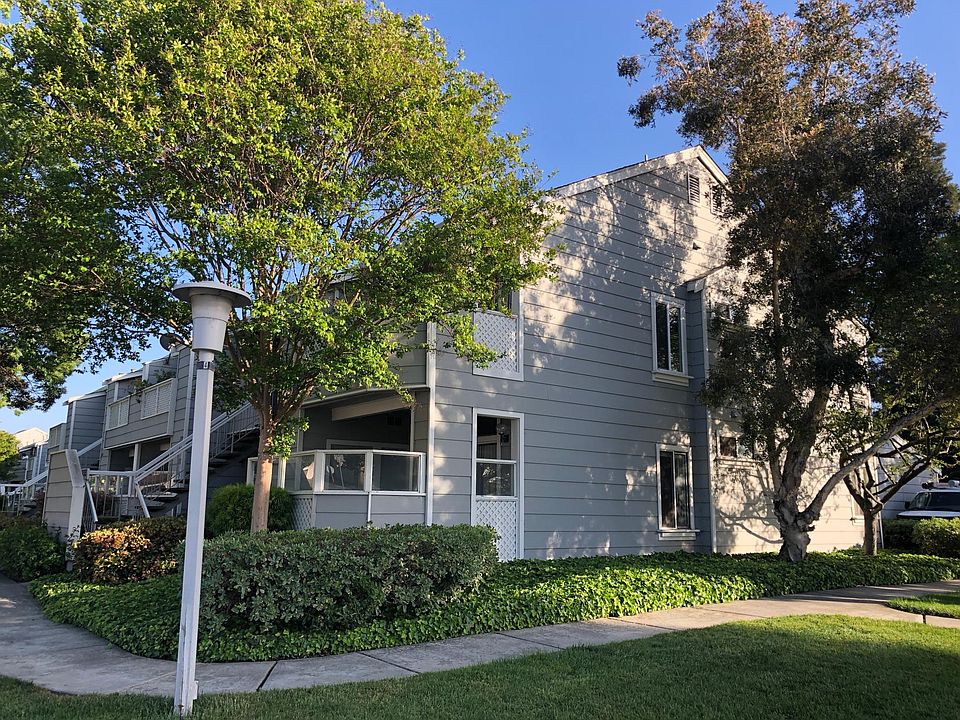 1st image of 1595 Thorncrest Dr