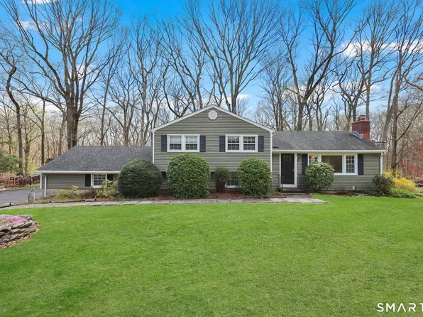 115 Williamsburg Drive, Monroe, CT 06468