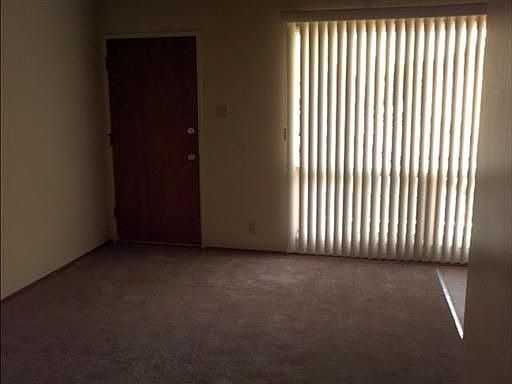 3rd image of 2820 E 65th St APT 6
