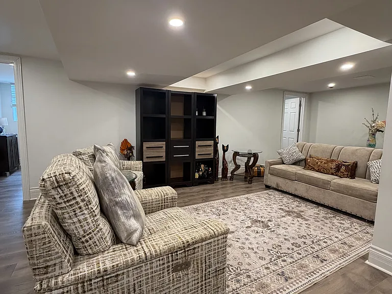 1498 Indian Rd #LOWER — Photo 9