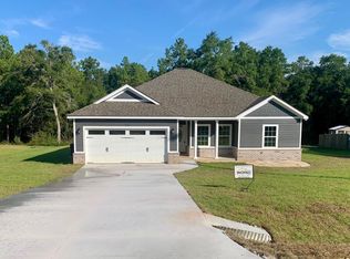 94 Sand Pine Cir, Midway, FL 32343