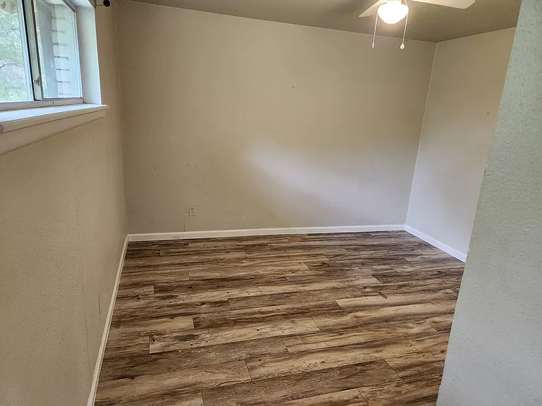 1708 Posey Ln — Photo 14