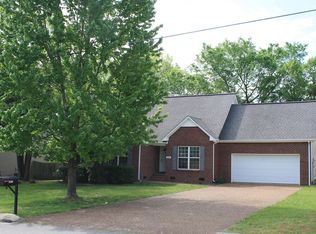 3001 Candlelite Dr, Spring Hill, TN 37174