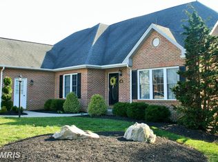 709 Turnberry Dr, Charles Town, WV
