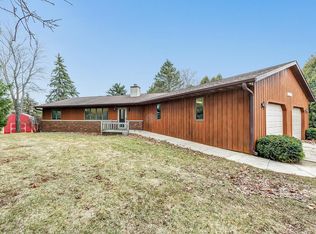 2462 Bluestone Pl, Green Bay, WI 54311