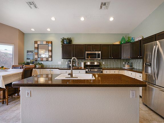 4th image of 9156 N Palm Brook Dr