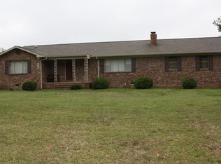 665 Henslee Rd, Carbon Hill, AL 35549