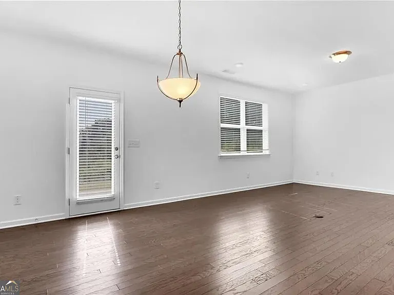 5930 Neisler Rd — Photo 19
